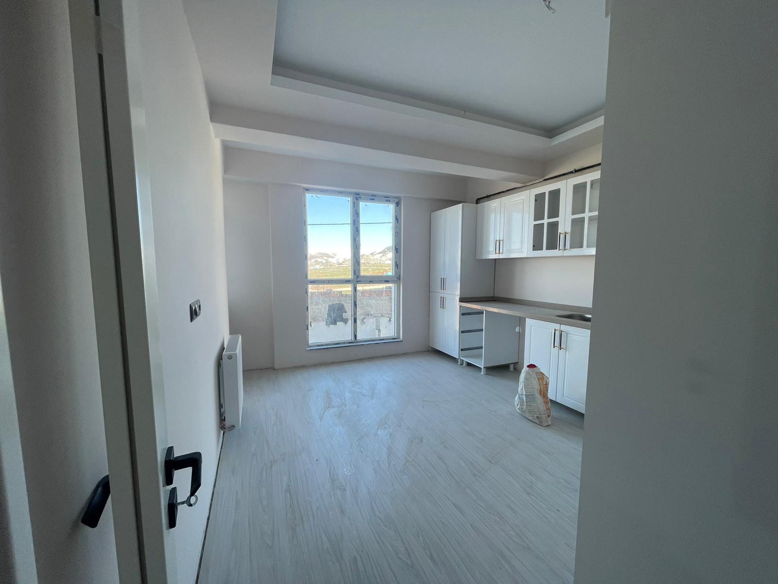 ABDURRAHMAN GAZİ'DE SATILIK 3+1 DAİRE